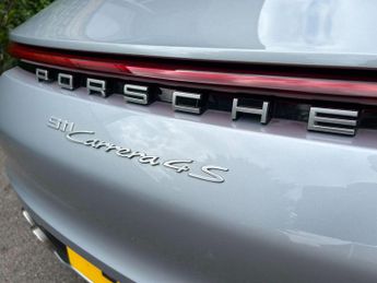 Porsche 911 3.0T 992 Carrera 4S PDK 4WD Euro 6 (s/s) 2dr